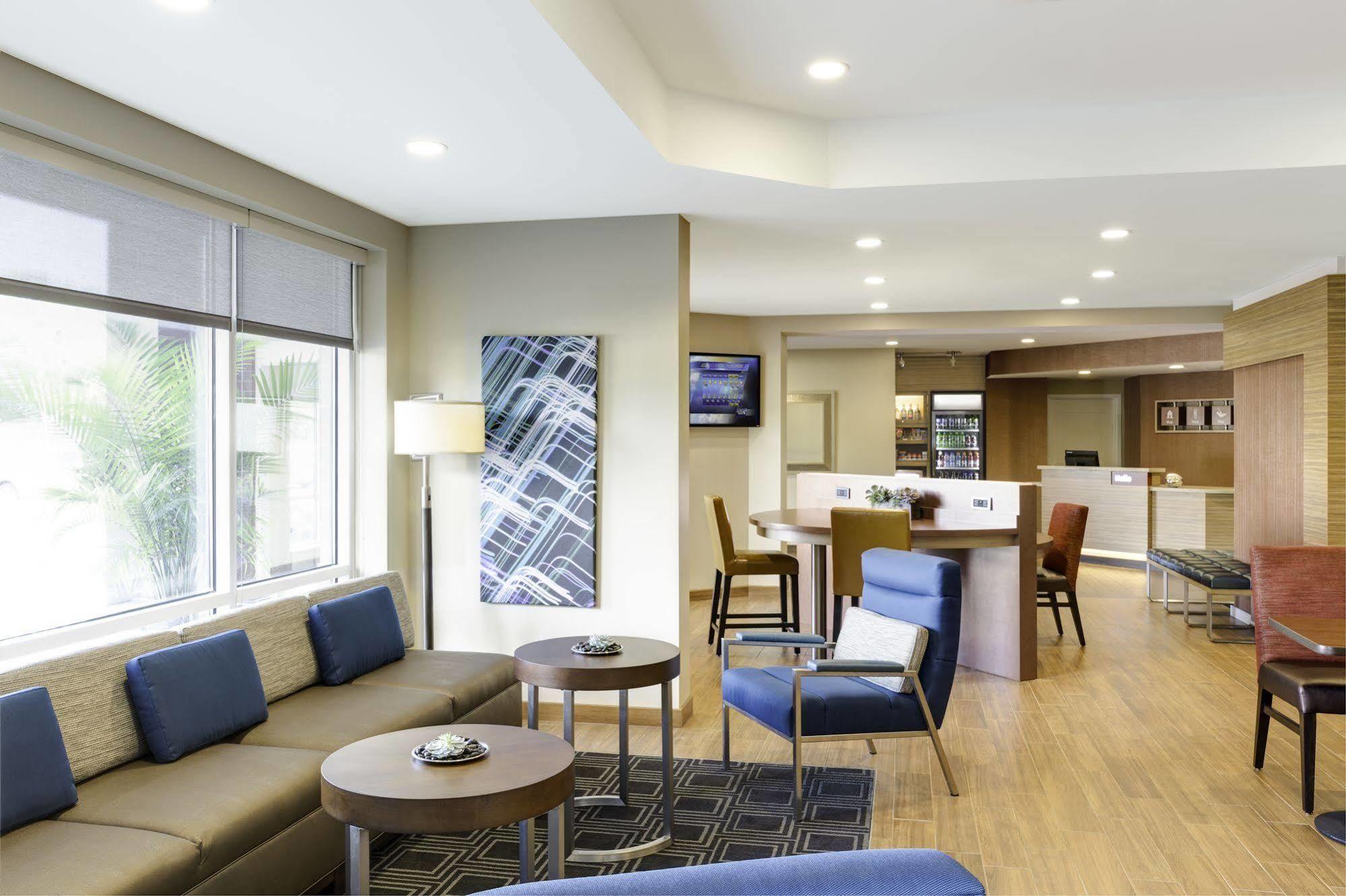 Towneplace Suites By Marriott Charleston Airport/Convention Center North Charleston Exterior foto